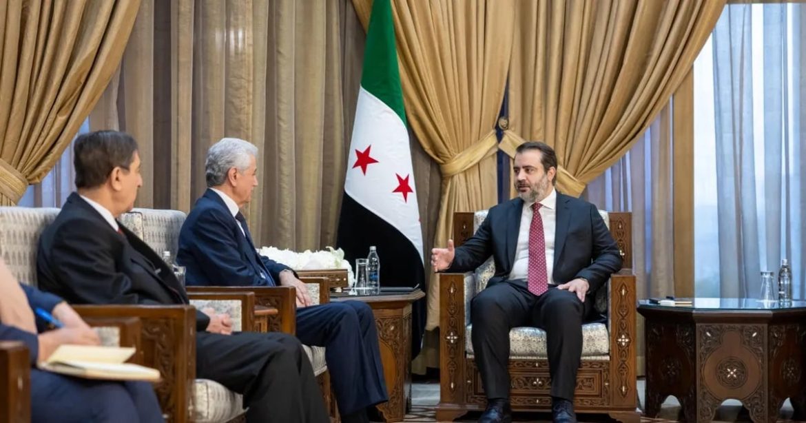 الشيباني ووفد كردي بدمشق يؤكدون وحدة الأراضي السورية