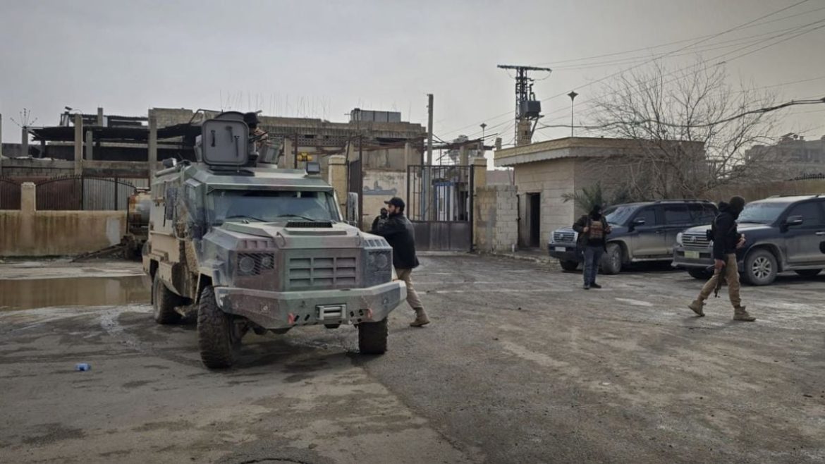 القامشلي: إجراءات أمنية مشددة مع بدء تنفيذ اتفاق دمشق-قسد