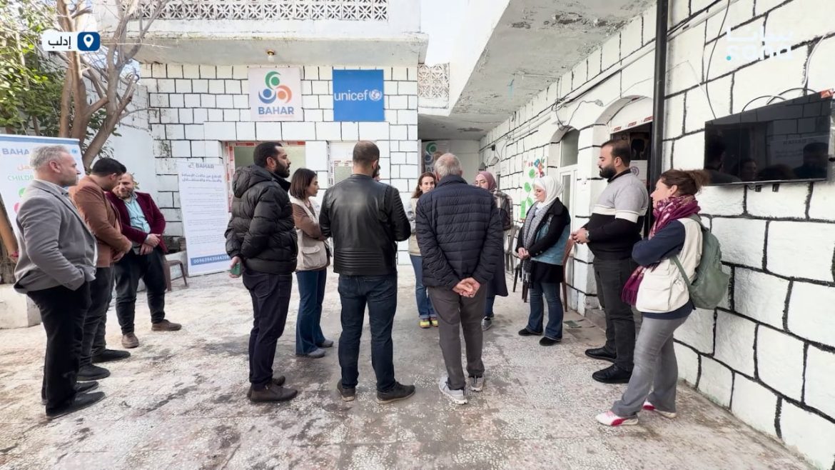 وفد من اليونيسف يتابع مشاريع ممولة بمعرة النعمان بريف إدلب
