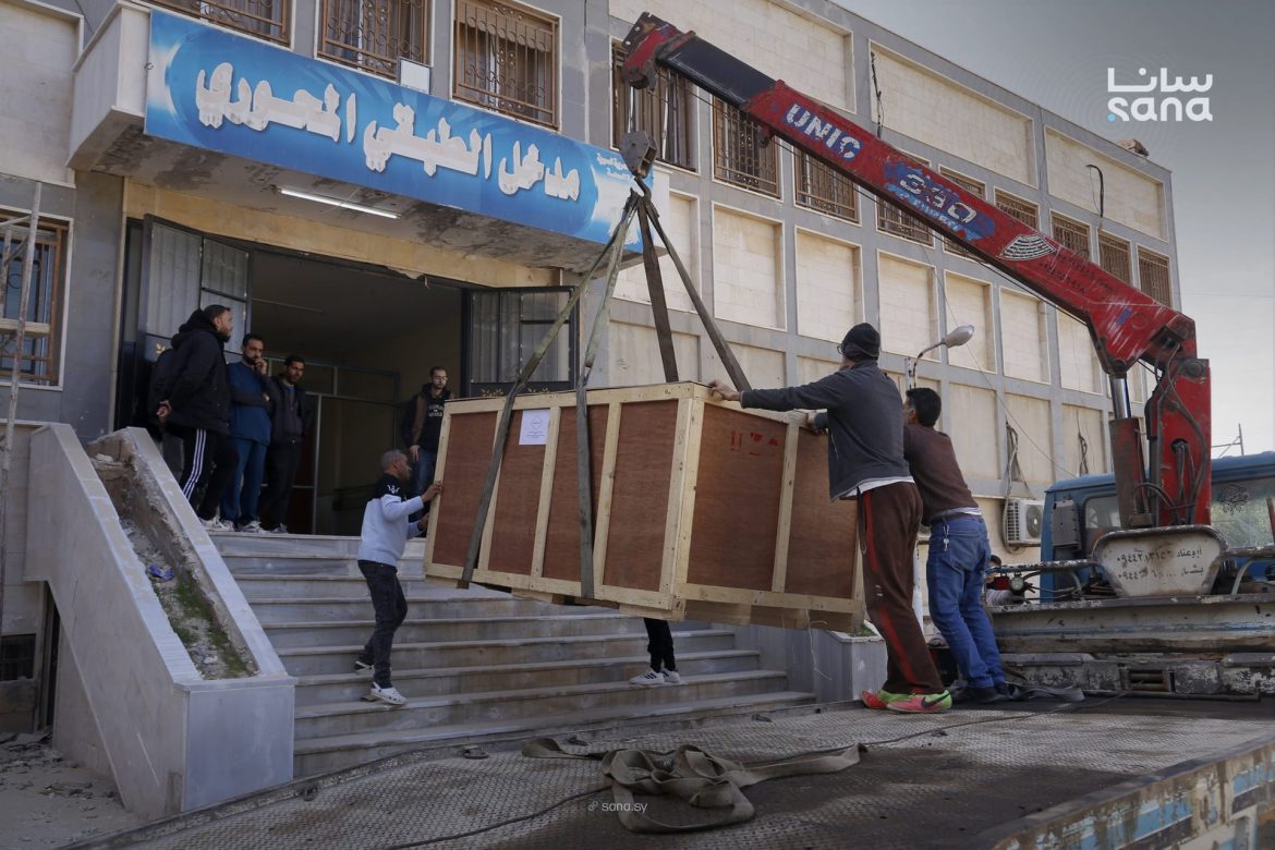 صحة درعا بتدعم مشافي طفس ونوى بأجهزة طبية جديدة