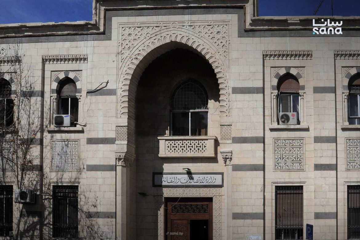 وزارة الاتصالات ترجع خدمة 'غير محكوم' عبر مكاتب البريد بالمحافظات