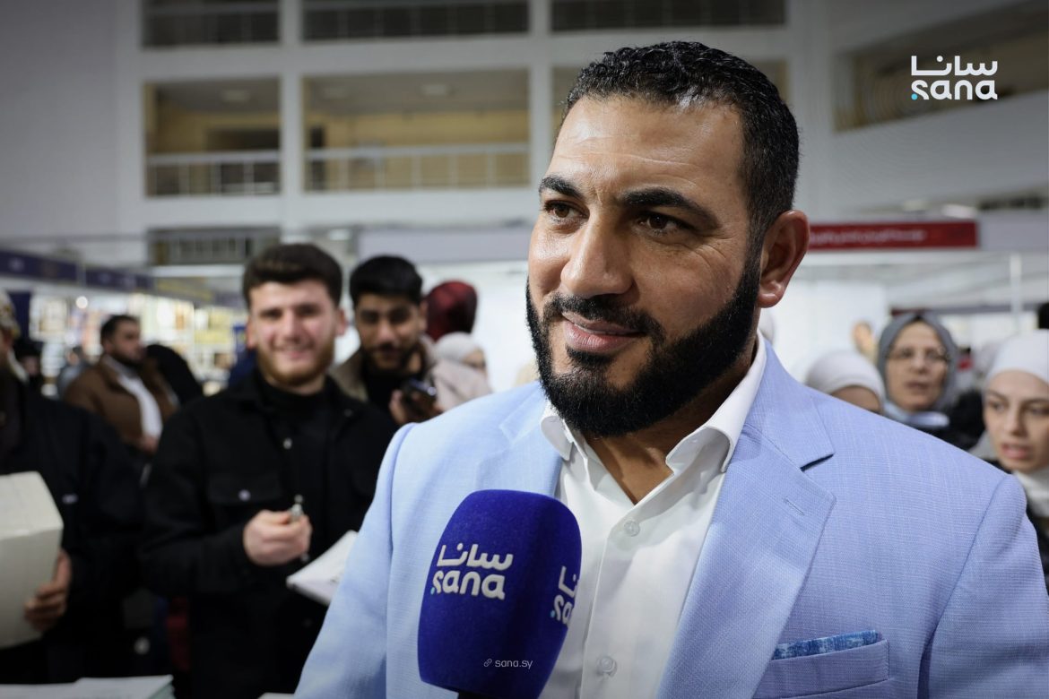 أدهم شرقاوي بيوقّع كتابه الجديد بمعرض دمشق الدولي