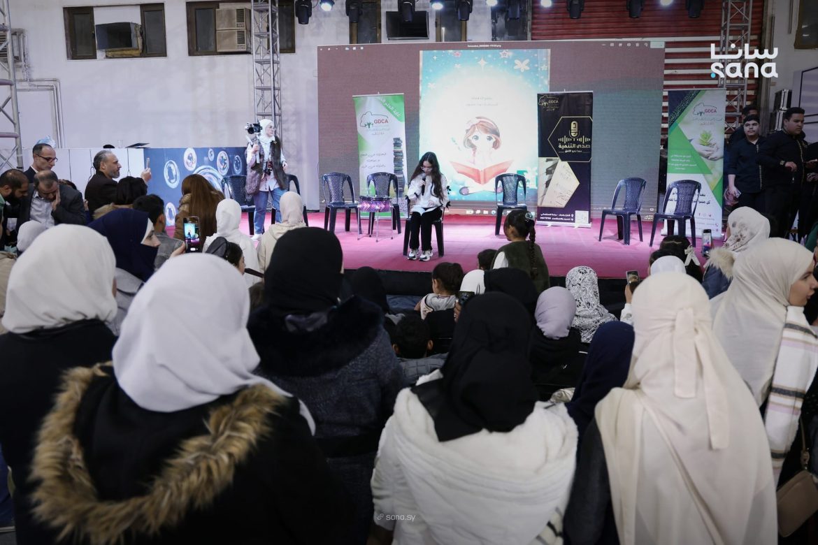 جناح الأطفال بمعرض دمشق الدولي عم يجذب الصغار بفعاليات تعليمية ومسرحية حلوة