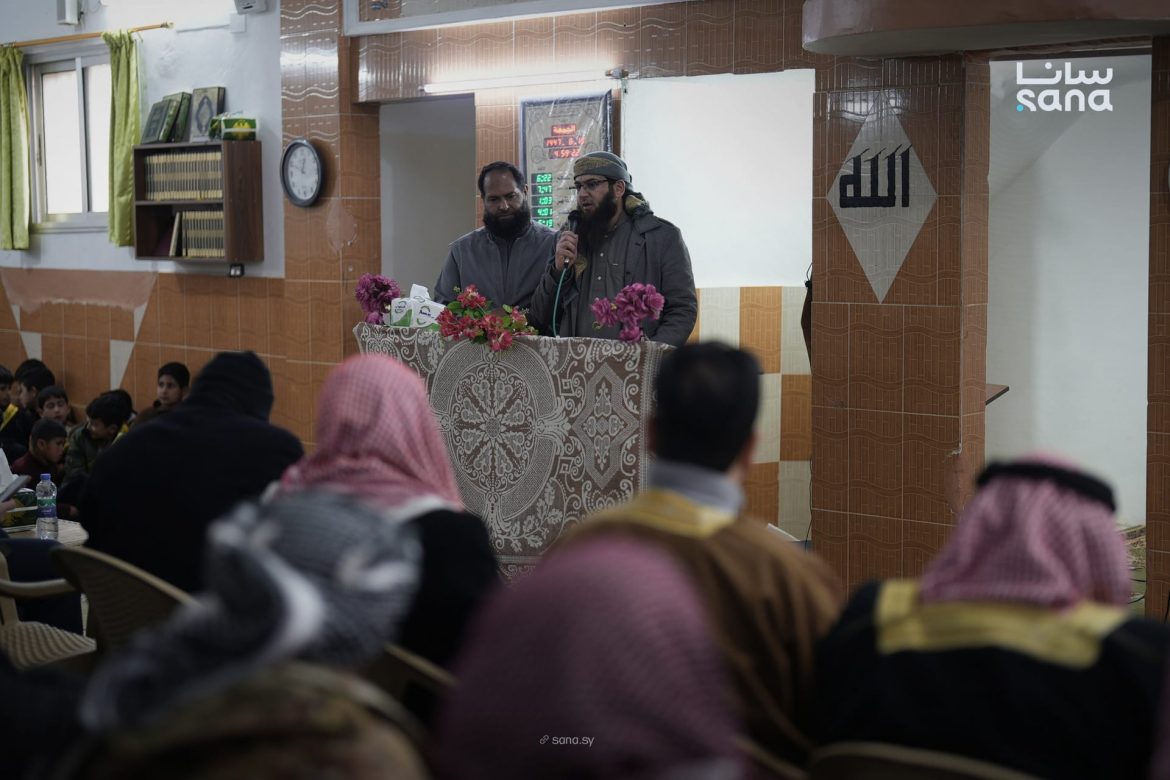 بقرية سقرجة بحمص، كرموا 145 حافظ وحافظة للقرآن الكريم