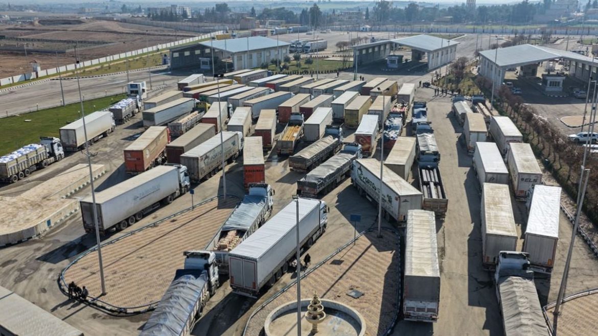 سوريا بتمنع دخول الشاحنات اللي مو سورية إلا الترانزيت