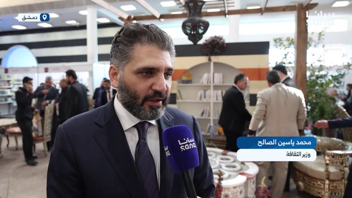 وزير الثقافة بدمشق أكّد على حرية الفكر والإبداع بمعرض الكتاب ومشاركة مصرية قوية