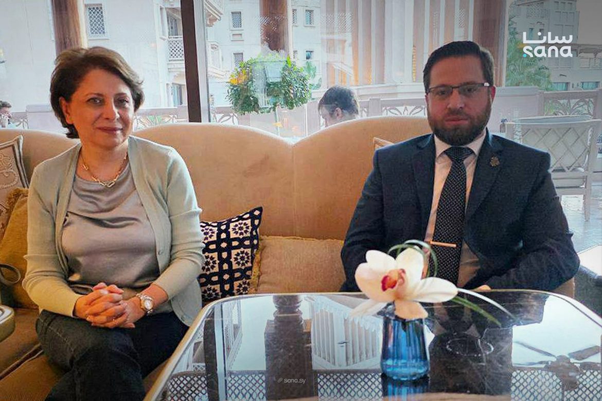 محمد حسان السكاف بيجتمع بمسؤولين مصريين وأردنيين بالقمة العالمية بدبي