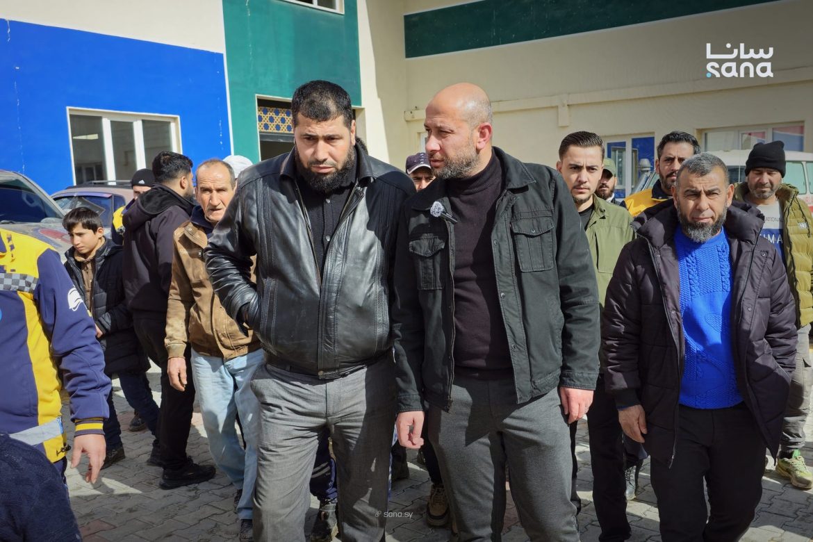 وزير الطوارئ زار مركز إيواء مدرسة الرحمة بخربة الجوز بإدلب