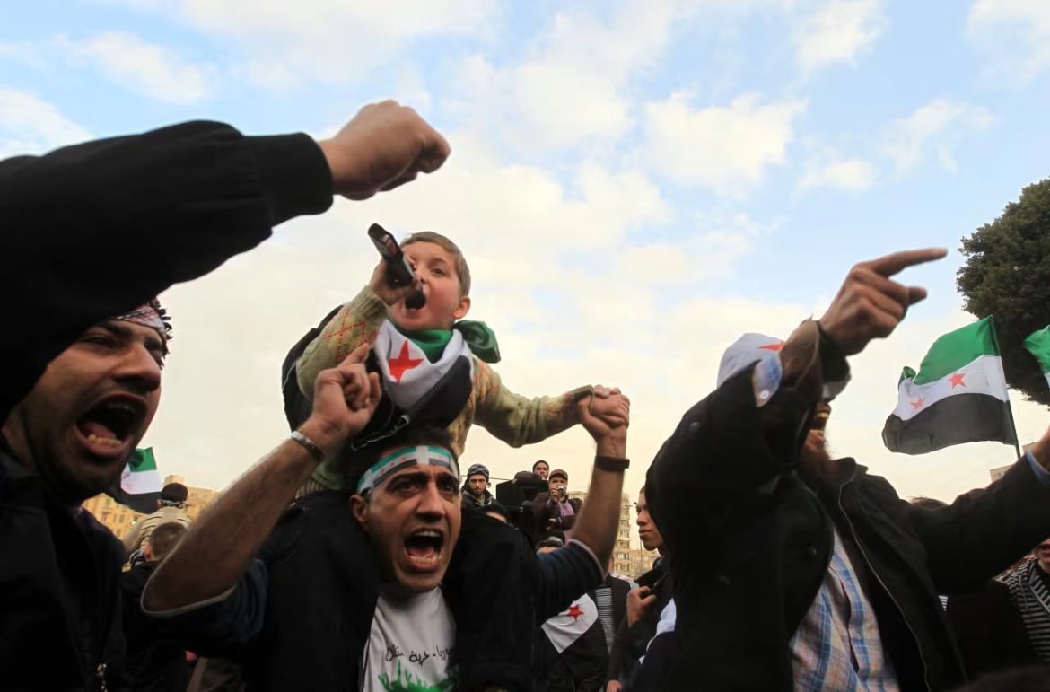 مصر بتوضح: ما في ضوابط جديدة لدخول السوريين، والخارجية السورية عم تتابع