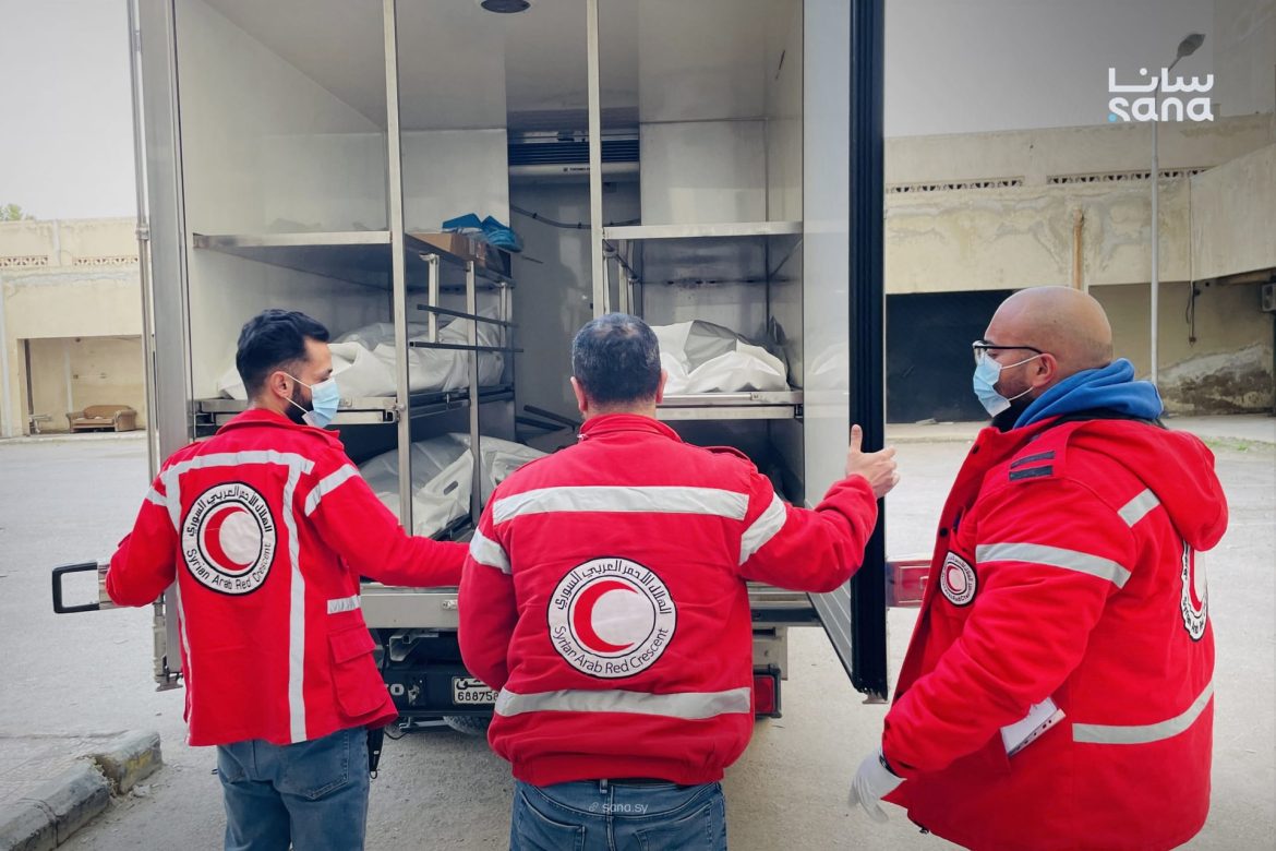 الهلال الأحمر استلم جثامين ضحايا حادثة المتونة لنقلها للسويداء