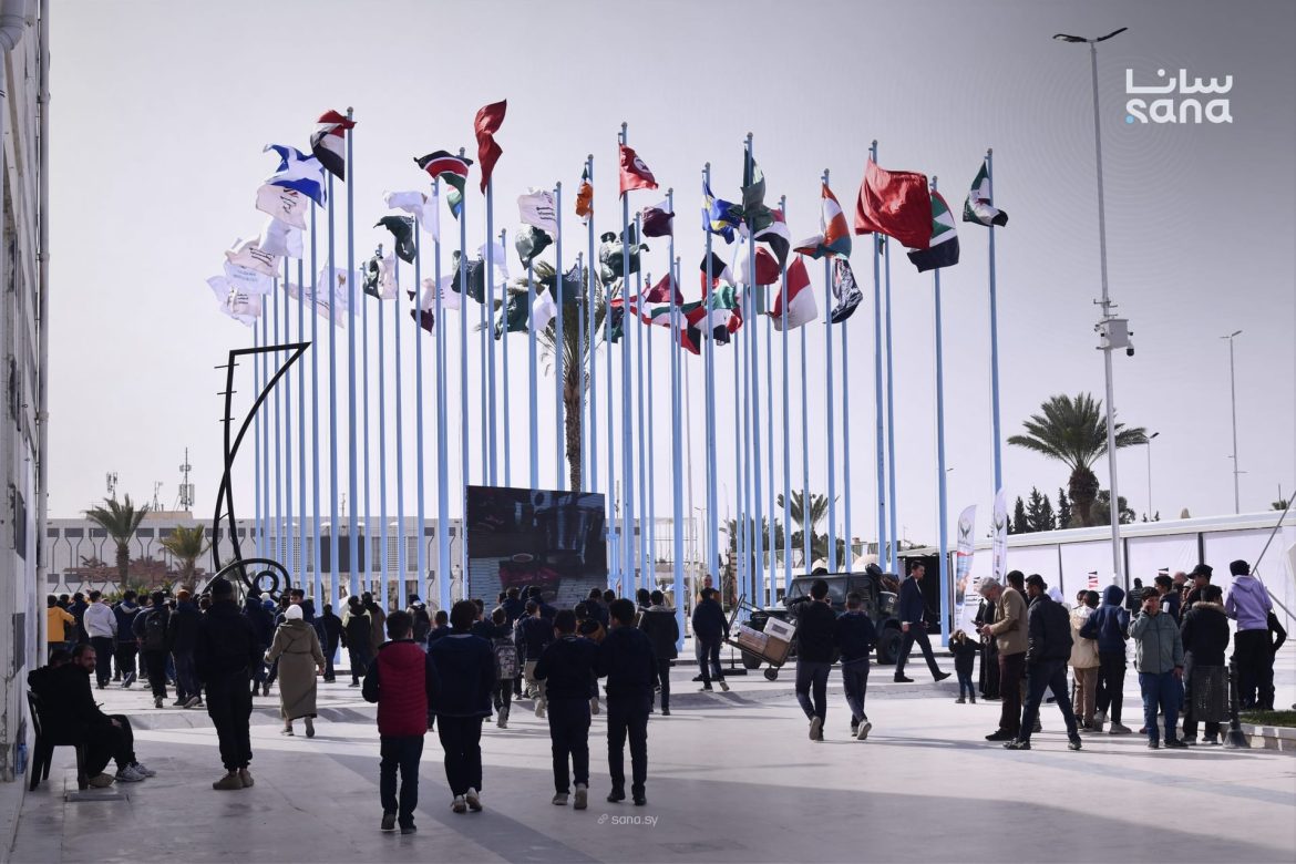 معرض دمشق للكتاب هالسنة: طلاب المدارس زاروا وجناح الدفاع ورجّى الثقافة العسكرية