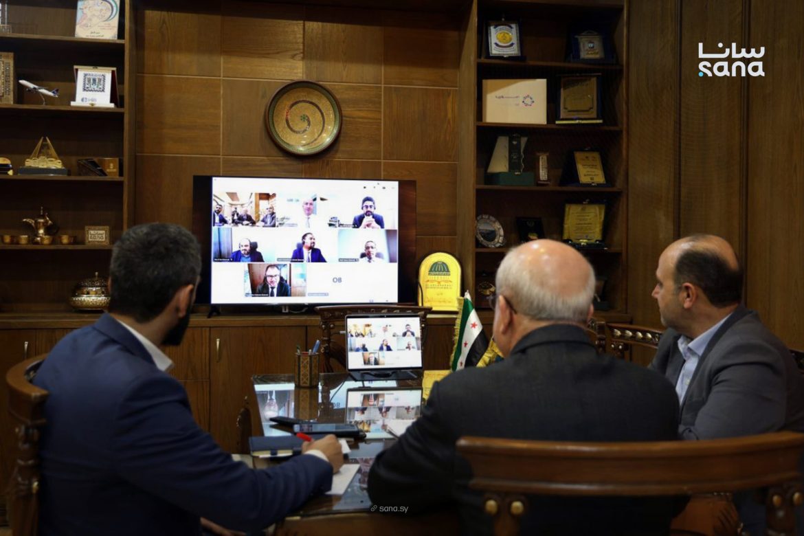 وزارة النقل والبنك الإسلامي للتنمية عم يحكوا عن أولويات مشاريع الطرق بدمشق