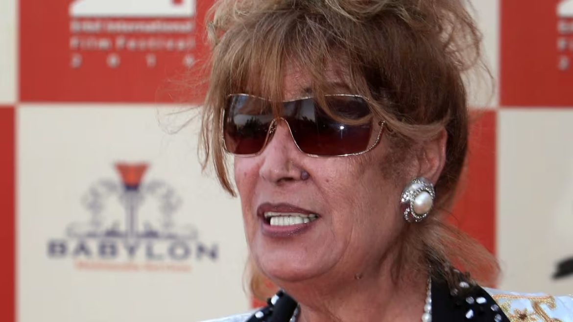 أسرة مسلسل مولانا عم تحتفل بعيد ميلاد منى واصف