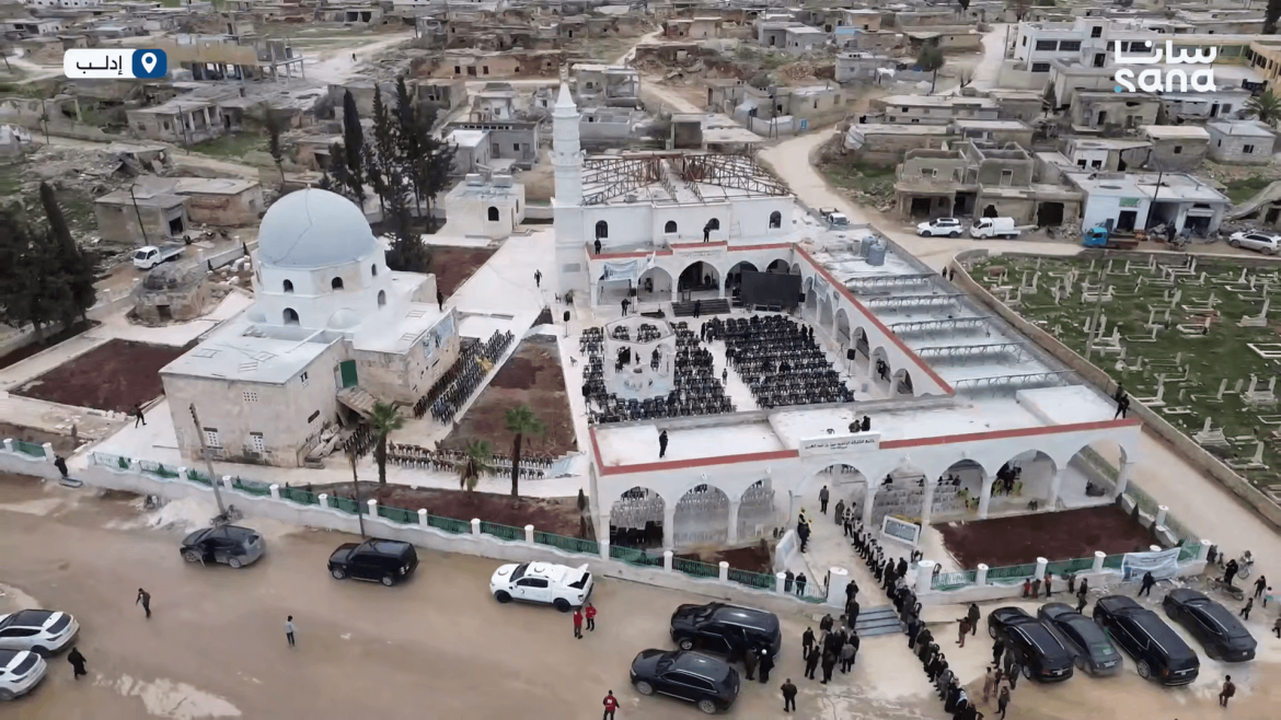 أوقاف إدلب عم تفتتح مجمع الخليفة عمر بن عبد العزيز ببلدة الدير الشرقي