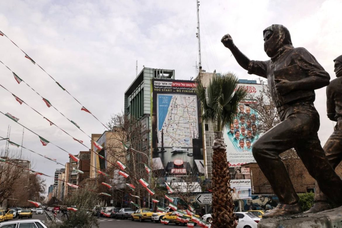 إيران: حكي عن مفاوضات وحرب بس المشكلة الحقيقية جوّا البلد