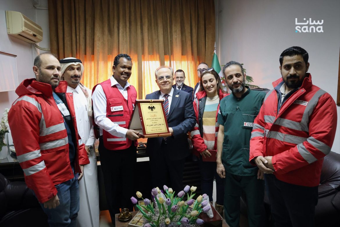 وزارة التعليم العالي بسوريا بتكرّم الفريق الطبي القطري اللي عمل عمليات قلب بدمشق