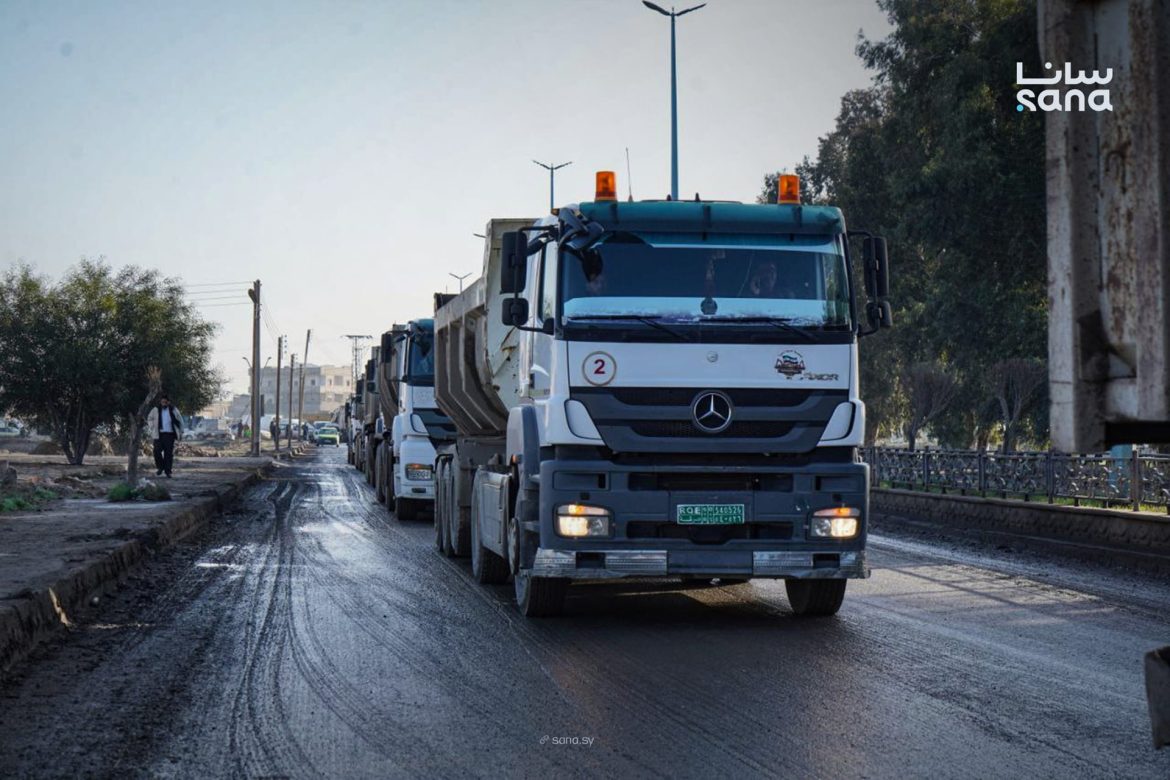 حملة 'الرقة أجمل' بلشت لتخلي المدينة أنضف وتوعي الناس عالبيئة