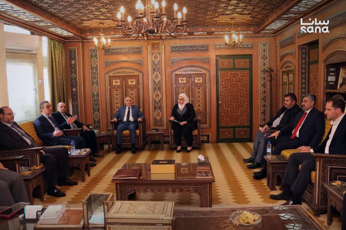 غرفة تجارة دمشق بتبحث مع وفد أردني فرص الاستثمار بالإسمنت