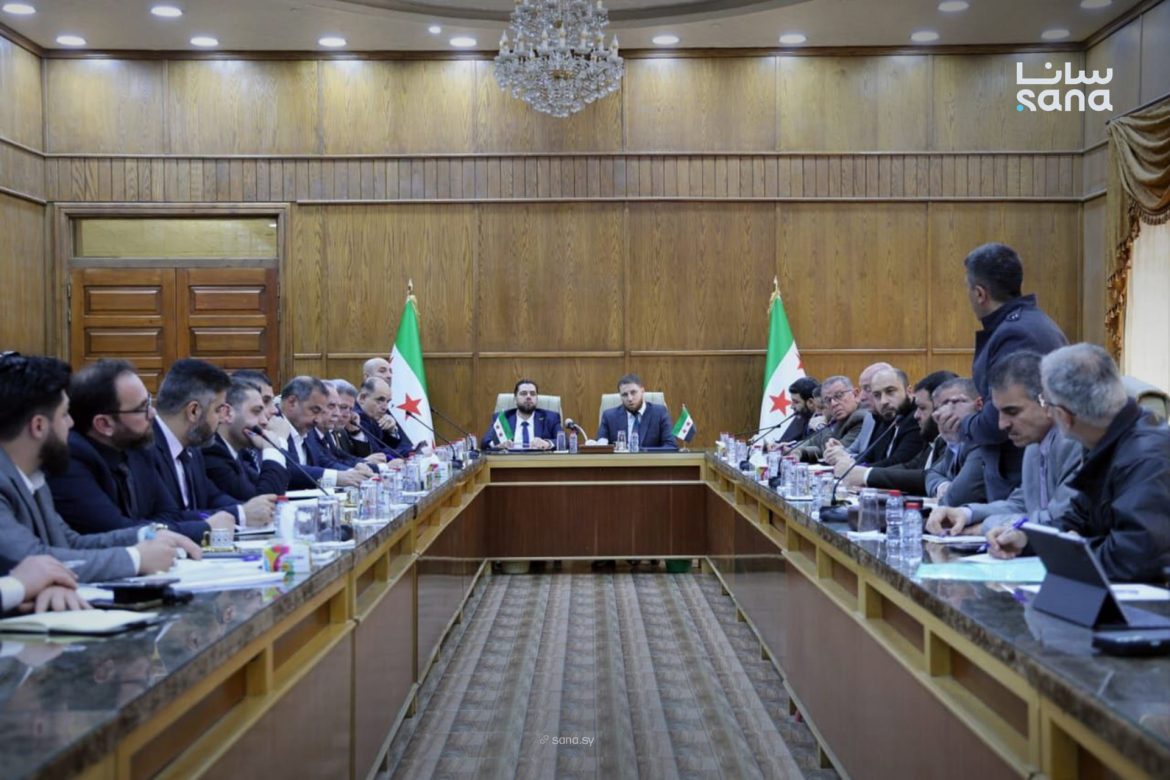 وزير الإسكان بحماة عمل اجتماع كبير ليناقش وضع السكن بالمحافظة