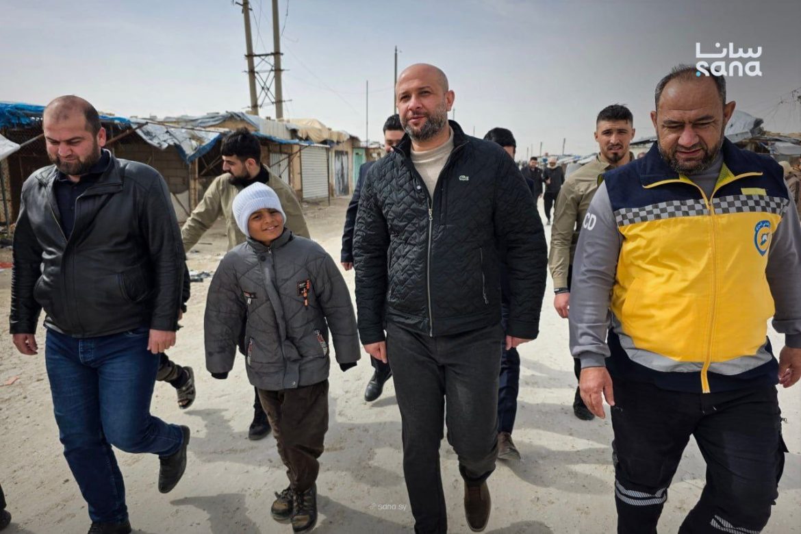 وزير الطوارئ رائد الصالح عمل جولة بمخيم الهول بالشرق من الحسكة