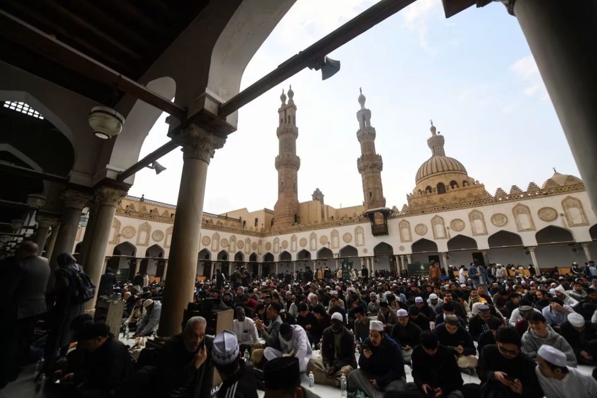 مصر وسوريا والأردن.. الخميس أول أيام رمضان لأنه الهلال ما انشاف