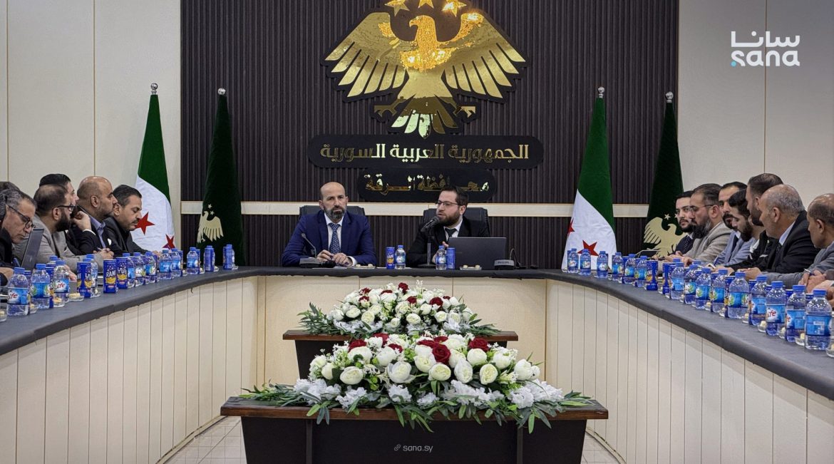 وزير التنمية الإدارية زار الرقة واجتمع مع المحافظ ومدراء المؤسسات