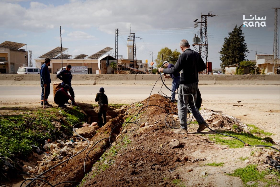 مركز اتصالات الرستن بيوسع شبكاتو بالمنطقة الصناعية بريف حمص
