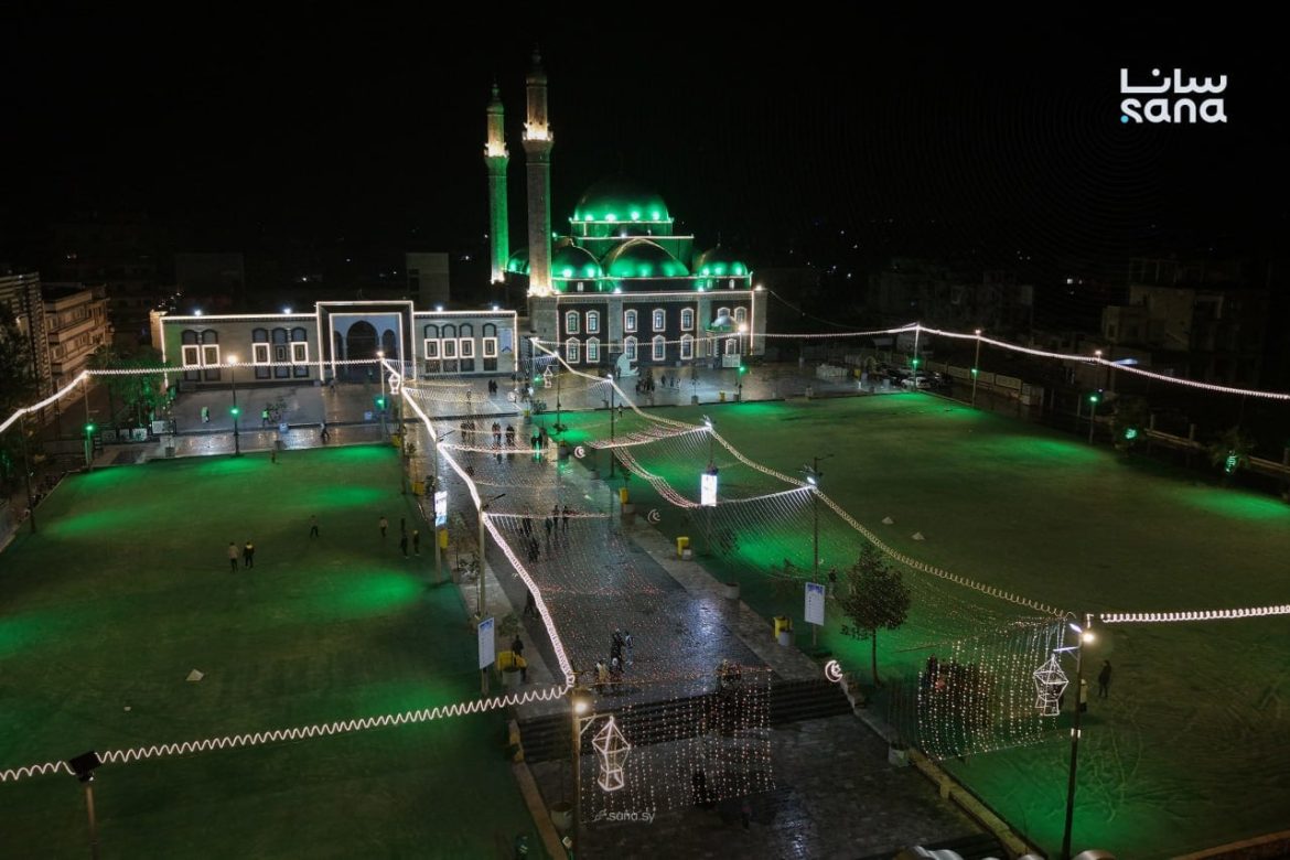 جامع خالد بن الوليد بحمص بيستقبل رمضان بزينة حلوة