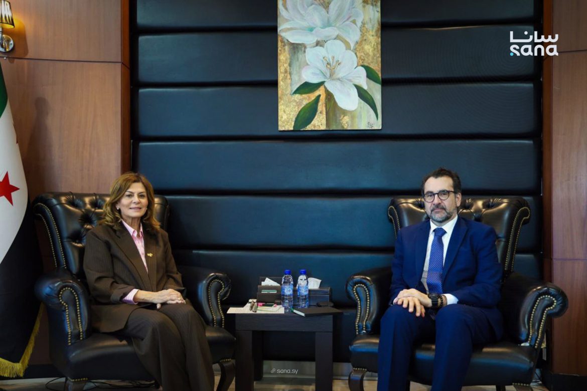 وزيرة الشؤون الاجتماعية ومنظمة العمل الدولية بيحكوا عن وضع العمال السوريين بالجولان