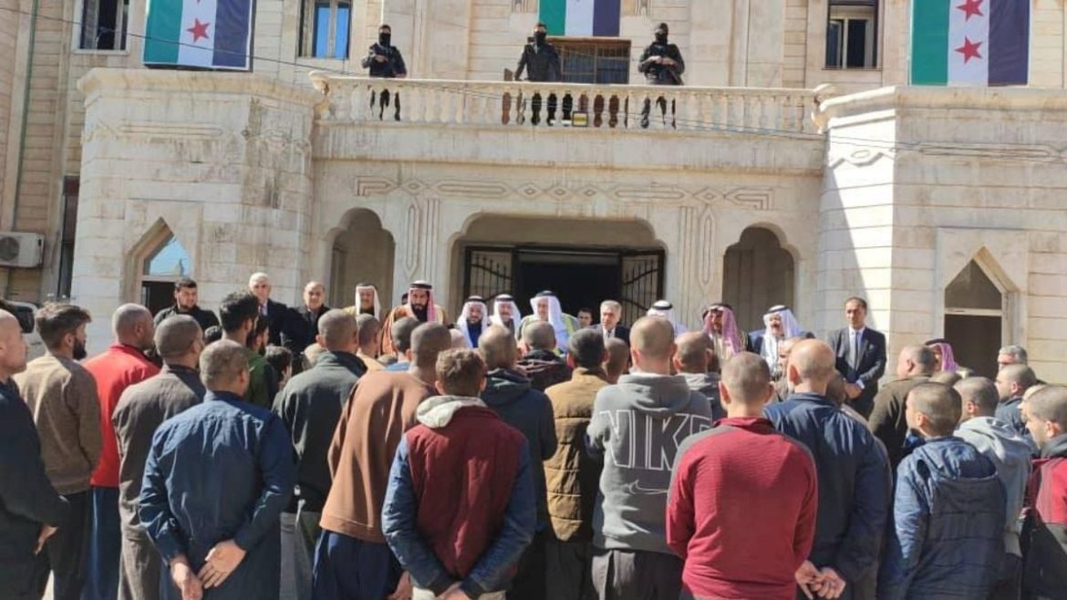 قسد بتفرج عن 51 معتقل بالحسكة وبتدعي لمرحلة مسامحة وبناء