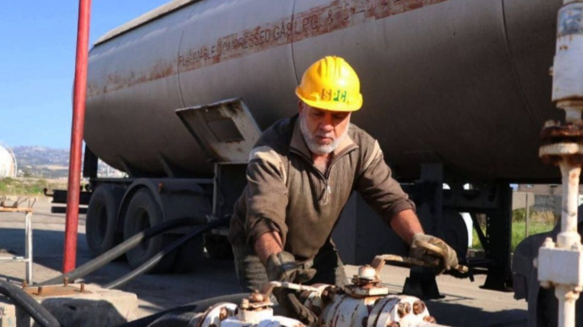 الشركة السورية للبترول فرغت ناقلة غاز ببانياس، خلصت أزمة الغاز؟