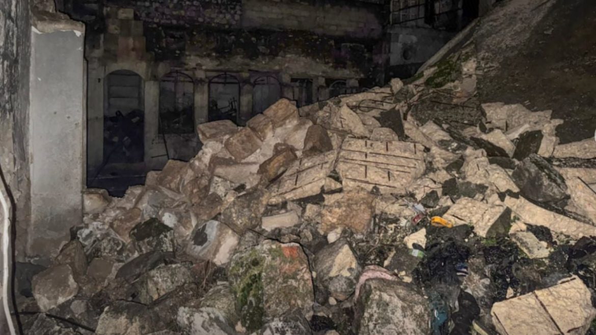 شو أسباب انهيار المباني بحلب، خصوصاً بمنطقة المغاير والتلة السوداء؟