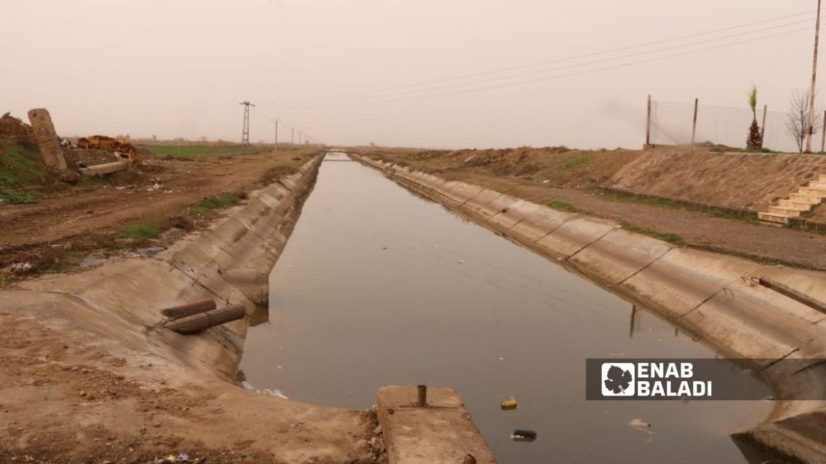 قنوات ومضخات الري بالرقة خربانة وعم تخرب خطة الزراعة