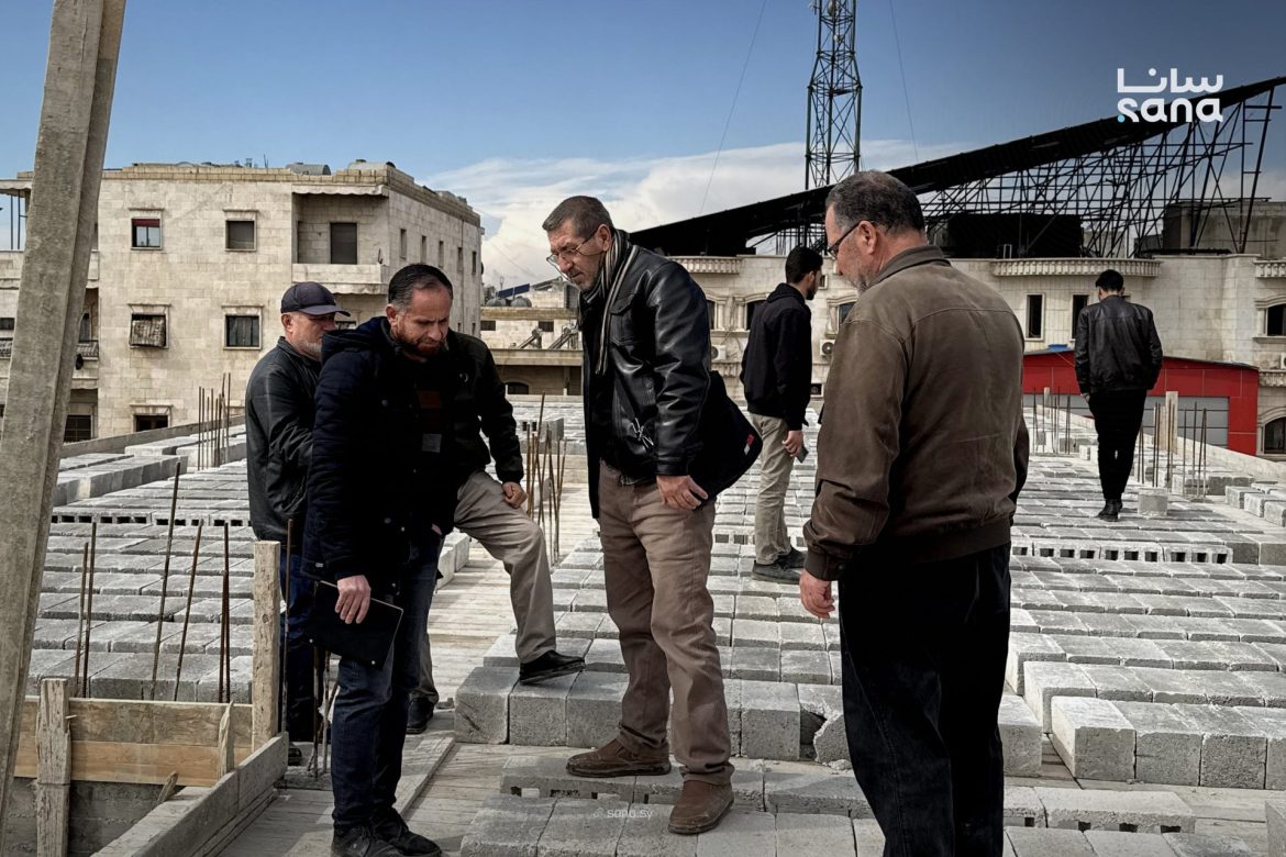 مسؤولين بإدلب والسويداء عم يتفقدوا الخدمات والمباني الجديدة