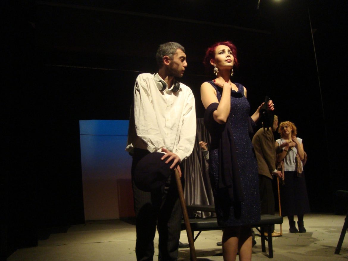 مسرحية تشايكا بسوريا: قصة بؤسنا على لحن نورس تشيخوف