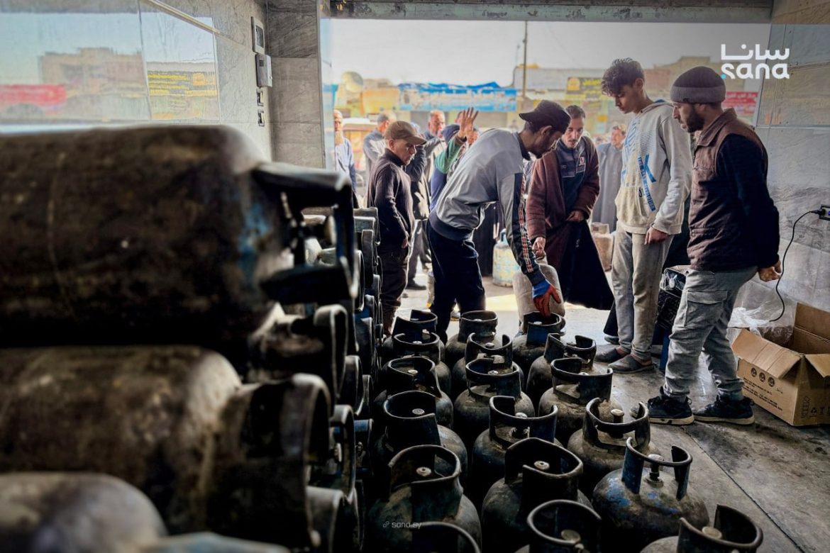 الشركة السورية للبترول عم توصل الغاز للمنازل بالرقة من خلال مراكز مخصصة