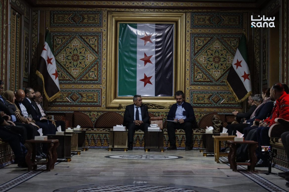 محافظ الحسكة بيحكي مع الصليب الأحمر مشان المساعدات وتصليح محطة مياه علوك