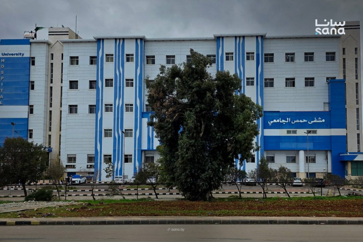 نقابة أطباء حمص وسماعة حكيم بمبادرة رمضانية بمشفى الجامعة