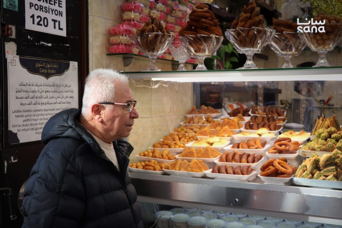 السوريين بإسطنبول عم يستعيدوا أجواء رمضان متل ما عرفوها ببلادهم