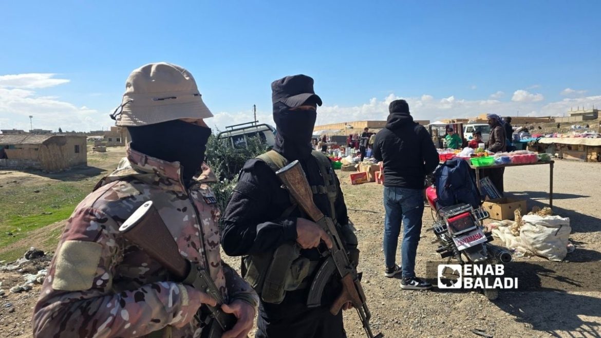 الأمن بدير الزور تصدى لهجوم مسلح وبيشتبهوا بتنظيم الدولة وراه