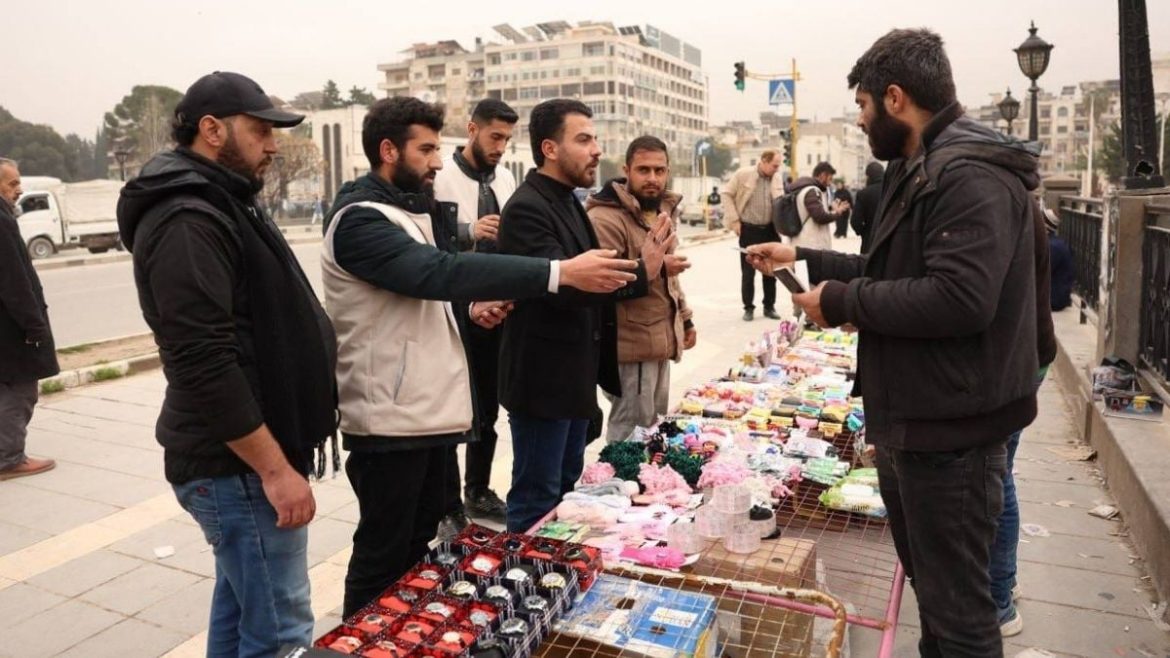 أصحاب البسطات بحماة عم يعترضوا على خطة تنظيم البازارات الجديدة