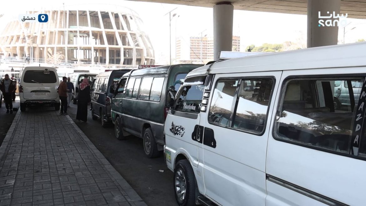 سائقين التل وقدسيا بريف دمشق عم يطالبوا بتعديل الأجرة