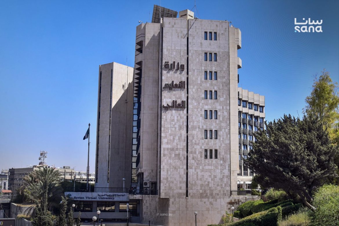 وزارة التعليم العالي نزّلت مفاضلات النقل وملء الشواغر للجامعات الخاصة