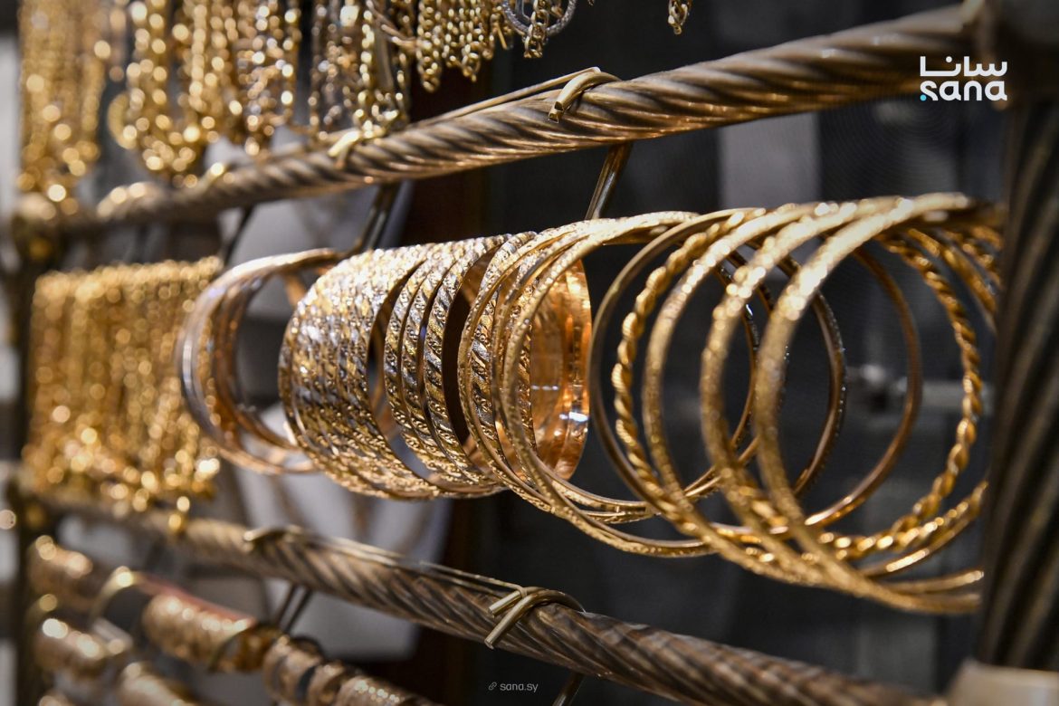 الدهب بسوريا نزل سعرو 650 ليرة للغرام الواحد