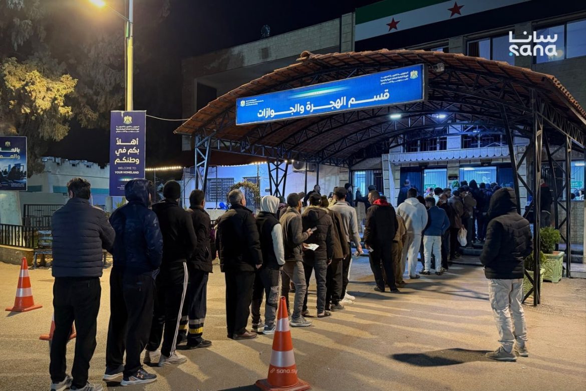 سوريين عم يرجعوا من لبنان بسبب ضربات إسرائيلية، وقلق عالمي من هجمات أمريكا وإسرائيل على إيران