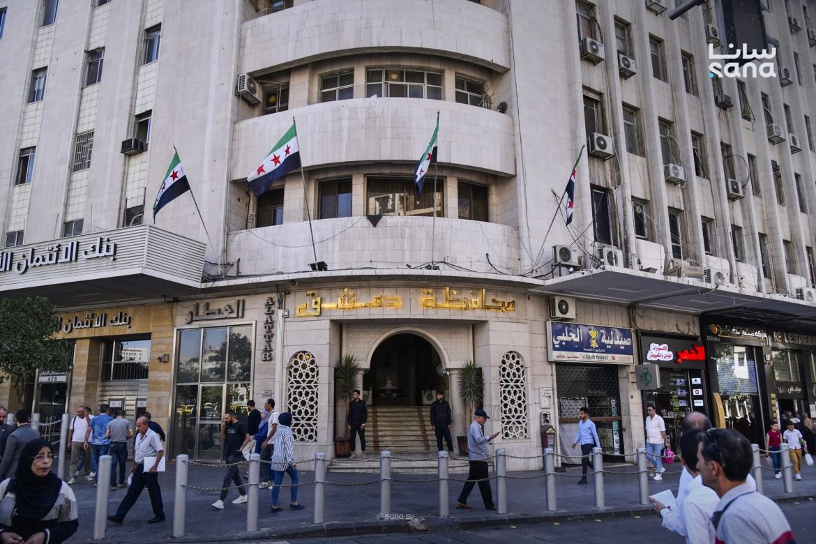 محافظة دمشق عم تعمل مسابقة ثقافية لموظفين الحكومة عن تاريخ المدينة