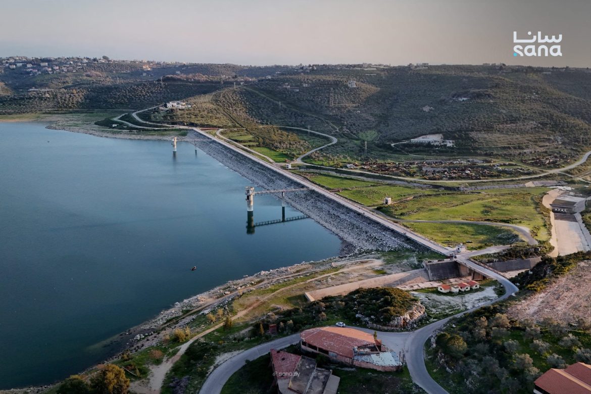 بحيرة سد الأبرش بطرطوس امتلت نصها بعد الأمطار الأخيرة
