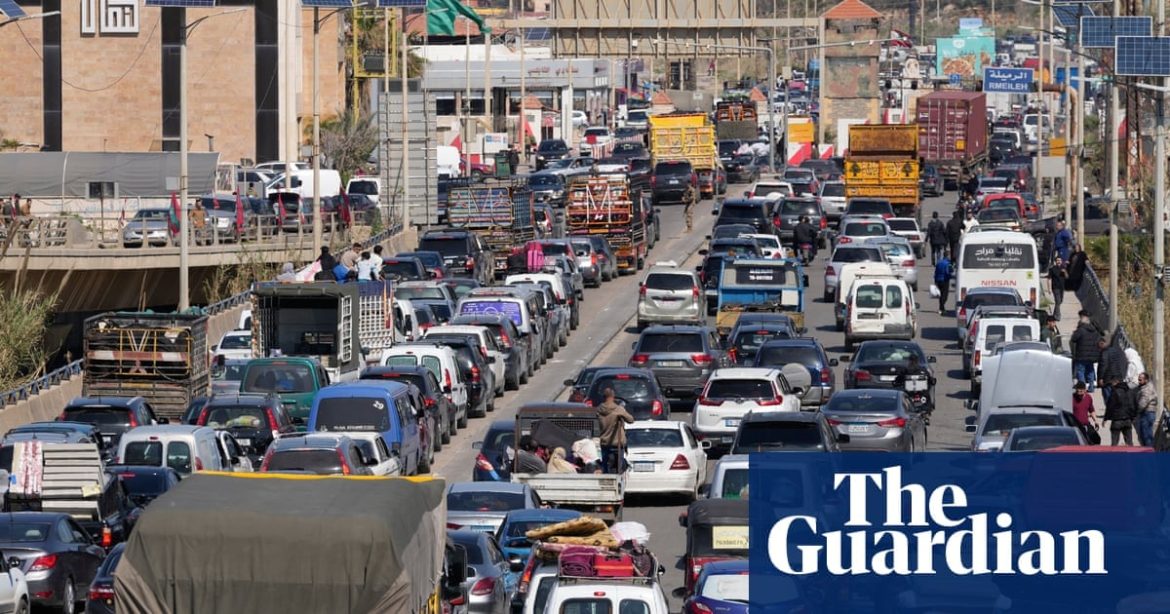 أكتر من تلاتين ألف شخص نزحوا بلبنان بسبب قصف إسرائيل، وسوريين عم يرجعوا لبلدهن