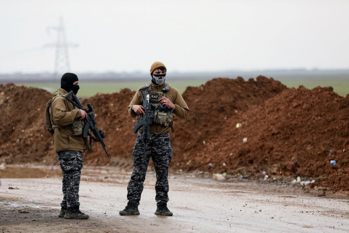 المنطقة عم تغلي: مفاوضات أمريكية كردية وعمليات قصف وهجوم صاروخي إيراني