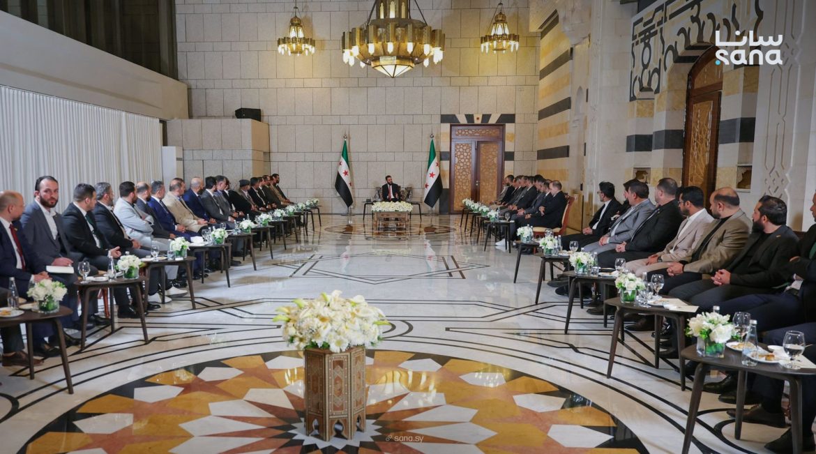 الرئيس أحمد الشراعا بيكشف عن خطة إعمار سوريا وأولويات بناء الدولة